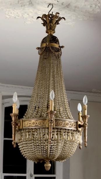Lustre montgolfière à six lumières en bronze...