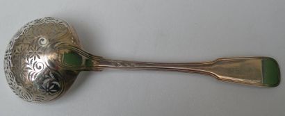 Cuiller à sucre, en argent, modèle à double...