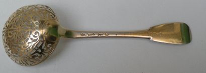 Cuiller à sucre en argent doré, modèle uniplat...