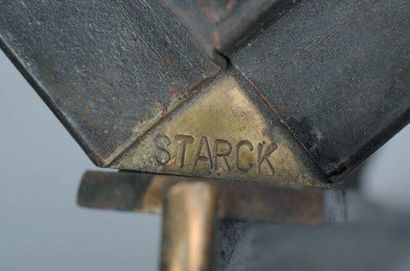 PHILIPPE STARCK (né en 1949)
Table «Illusion»,...