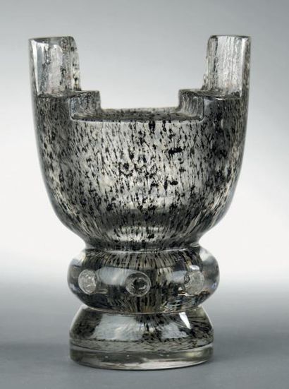 MAURICE MARINOT (1882-1960)
Vase conique...