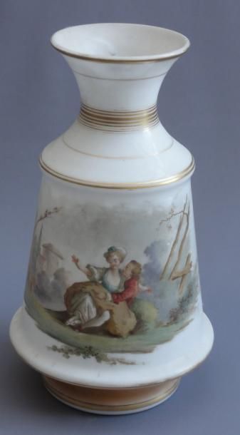 Vase à corps tronconique et col évasé en...