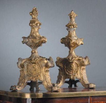 Paire de chenets, poinçon au C couronné Bronze...