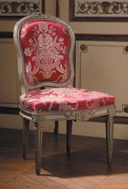 Chaise estampillée G. Jacob En bois mouluré,...