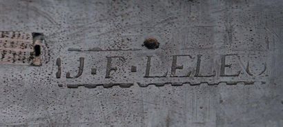 Commode estampillée J. F. Leleu En acajou...