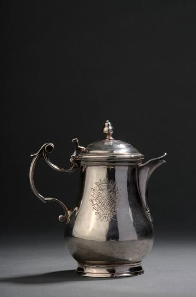Moutardier en argent, Rennes 1760-62. La...