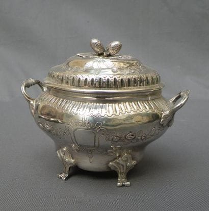 Sucrier ovale en argent, Bordeaux 1787-88....