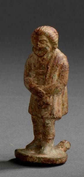 Statuette représentant un acteur debout sur...