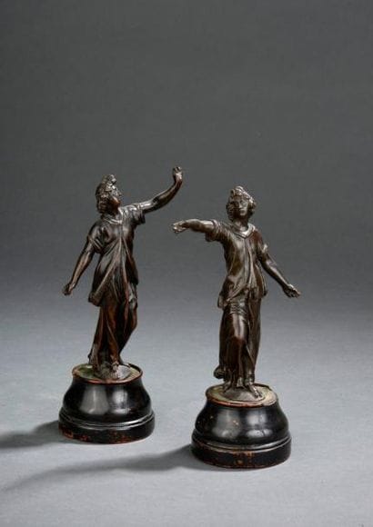 Paire de sculptures en bronze représentant...