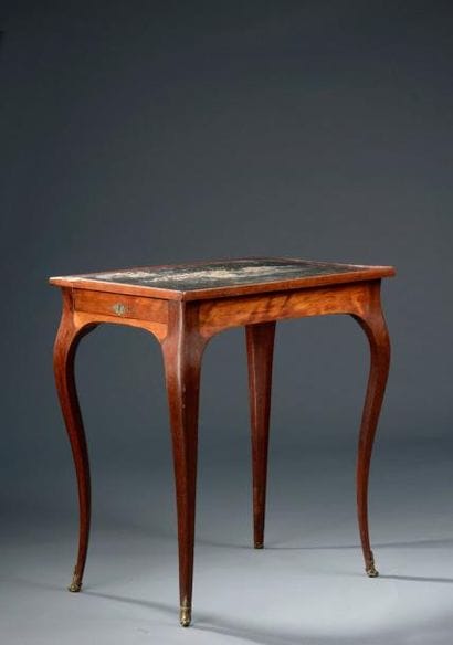 Table à écrire en amarante et filet de bois...