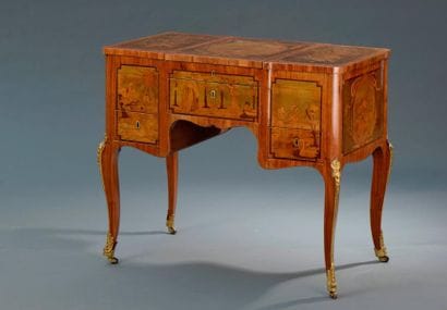 Coiffeuse, estampillée N. Petit, d'époque...