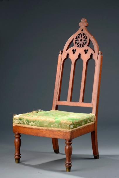 Chaise en érable et filet de bois noirci...