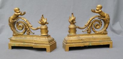 Paire de chenets «à enfants arabesques» en...