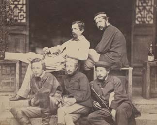 ANOMYME
Assemblée de personnages en Chine...