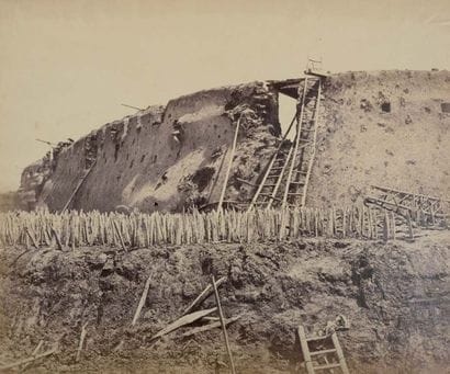 FELICE BEATO (1832-1909)
Takou, angle du...