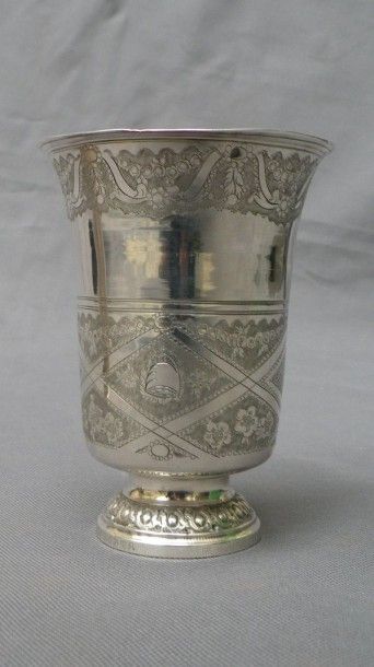 Timbale tulipe d'époque révolutionnaire par...