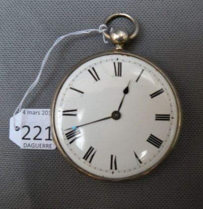 Montre de gousset, le boîtier en argent guilloché,...