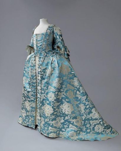 Manteau de robe à la française, milieu du...