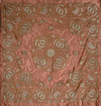 Tapis de table, Turquie, début du XXe siècle....