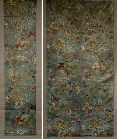 Tenture brodée au Chinois, vers 1730. Damas...