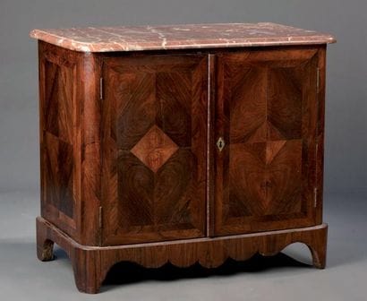 Bas d'armoire estampillé Migeon, d'époque...