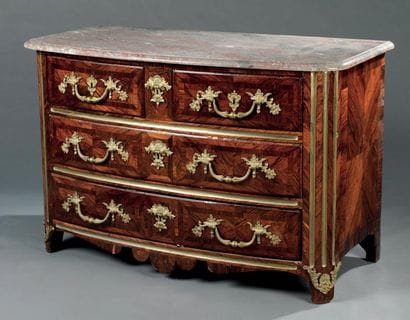 Commode estampillée Doirat, époque Régence....
