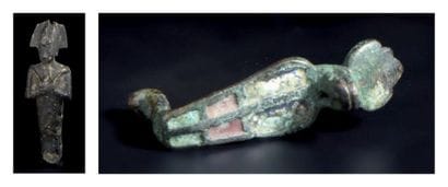 Lot composé d'une statuette d'Osiris et d'un...