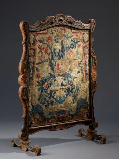 Écran du début de l'époque Louis XV. En bois...