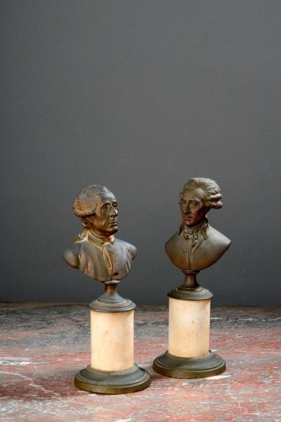 Paire de bustes en bronze ciselé représentant...