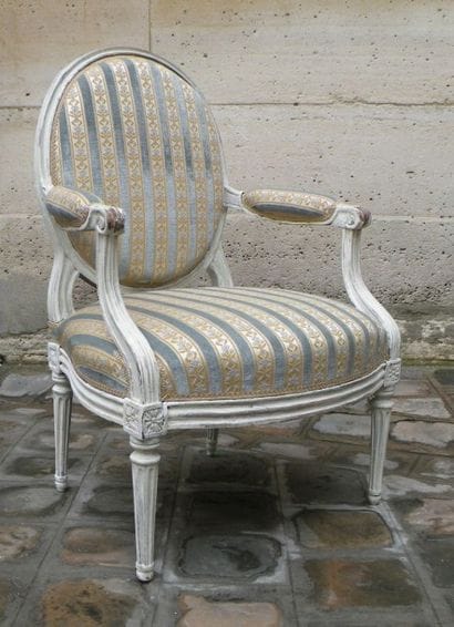 Fauteuil estampillé D. Decant, d'époque Louis...