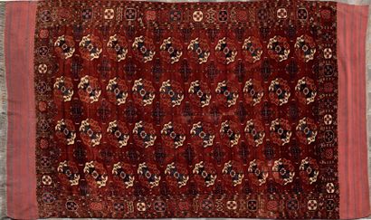 Tapis Tekke, Asie Centrale. Décor rigoureux...