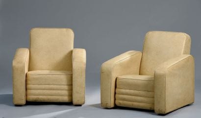 TRAVAIL MODERNE
Paire de fauteuils club recouvert...