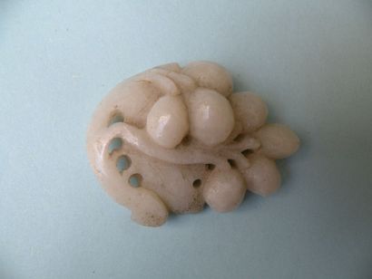 PendenPendentif en jade représentant une...