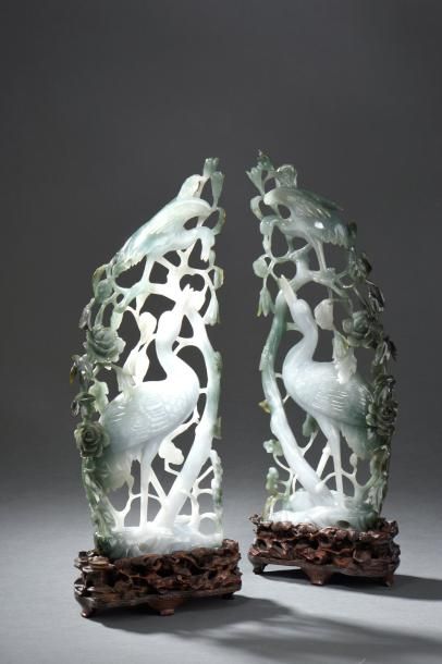 Paire de groupes en jadéite sculptée Chine...