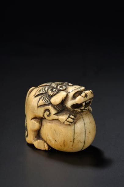 Netsuke en ivoire Japon, fin du XVIIIe -...