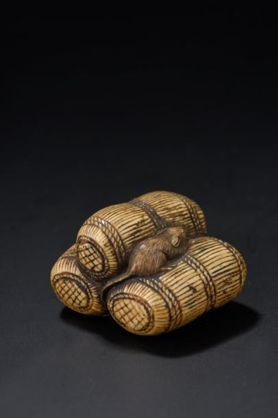 Netsuke en ivoire Japon, début du XIXe siècle...