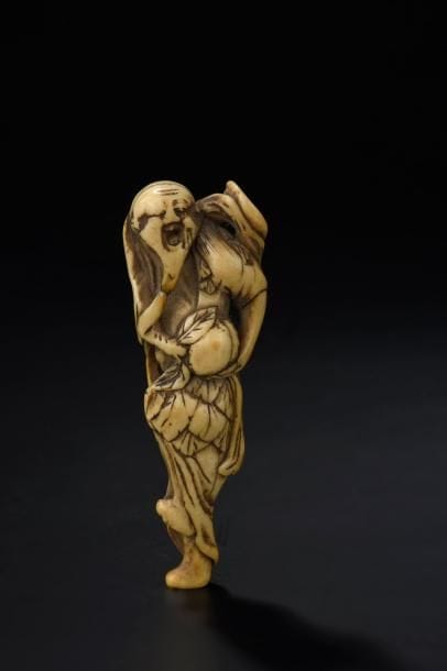 Netsuke en ivoire Japon, début du XIXe siècle...