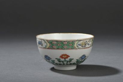 Petit bol en porcelaine Famille Verte Chine,...