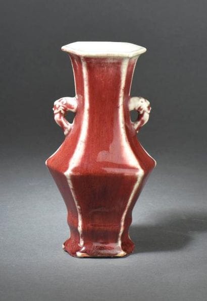 Vase en porcelaine sang de boeuf Chine, fin...