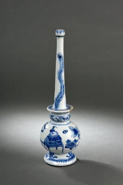 Aspersoir en porcelaine bleu blanc Chine,...