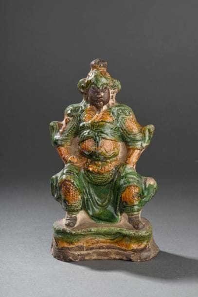 Statuette de gardien en terre cuite émaillée...
