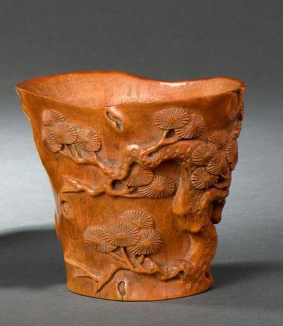 Coupe en buis sculpté Chine En forme de tronc...