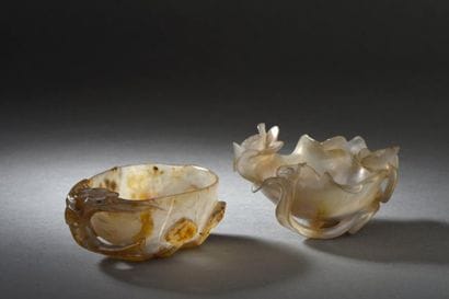 Deux rince-pinceaux en agate Chine, XIXe...