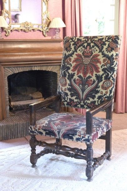 Fauteuil de malade d'époque Louis XIV. A...