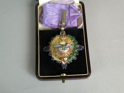 Espagne

Ordre d'Alphonse XII (Arts et Lettres)....