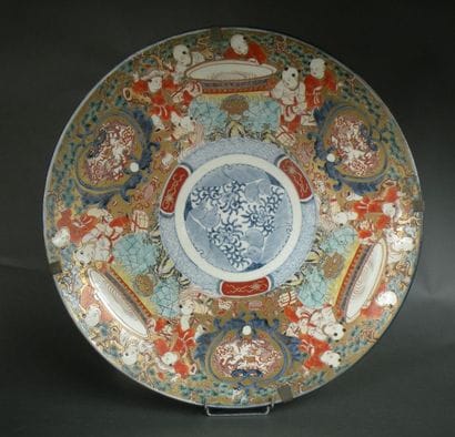 Grand plat en porcelaine Imari
Japon, XIXe...