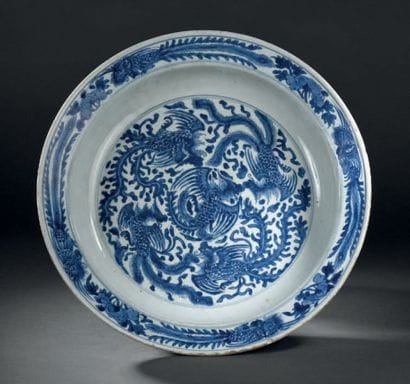 Grand plat en porcelaine bleu blanc
Chine,...