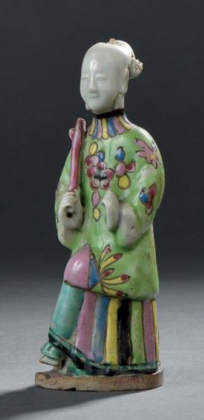 Figurine en biscuit famille rose
Chine, époque...