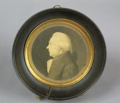Miniature ronde 

Portrait de gentilhomme...