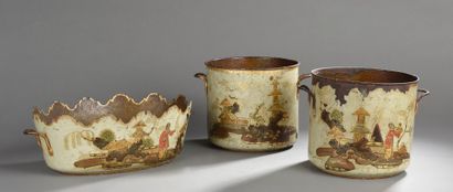 Ensemble en tole laquée d'époque Louis XV...